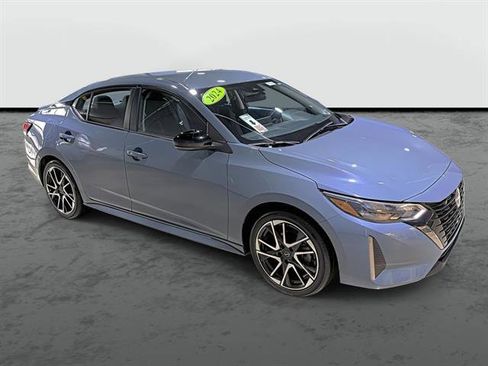 Used 2024 Nissan Sentra SR FWD image 5