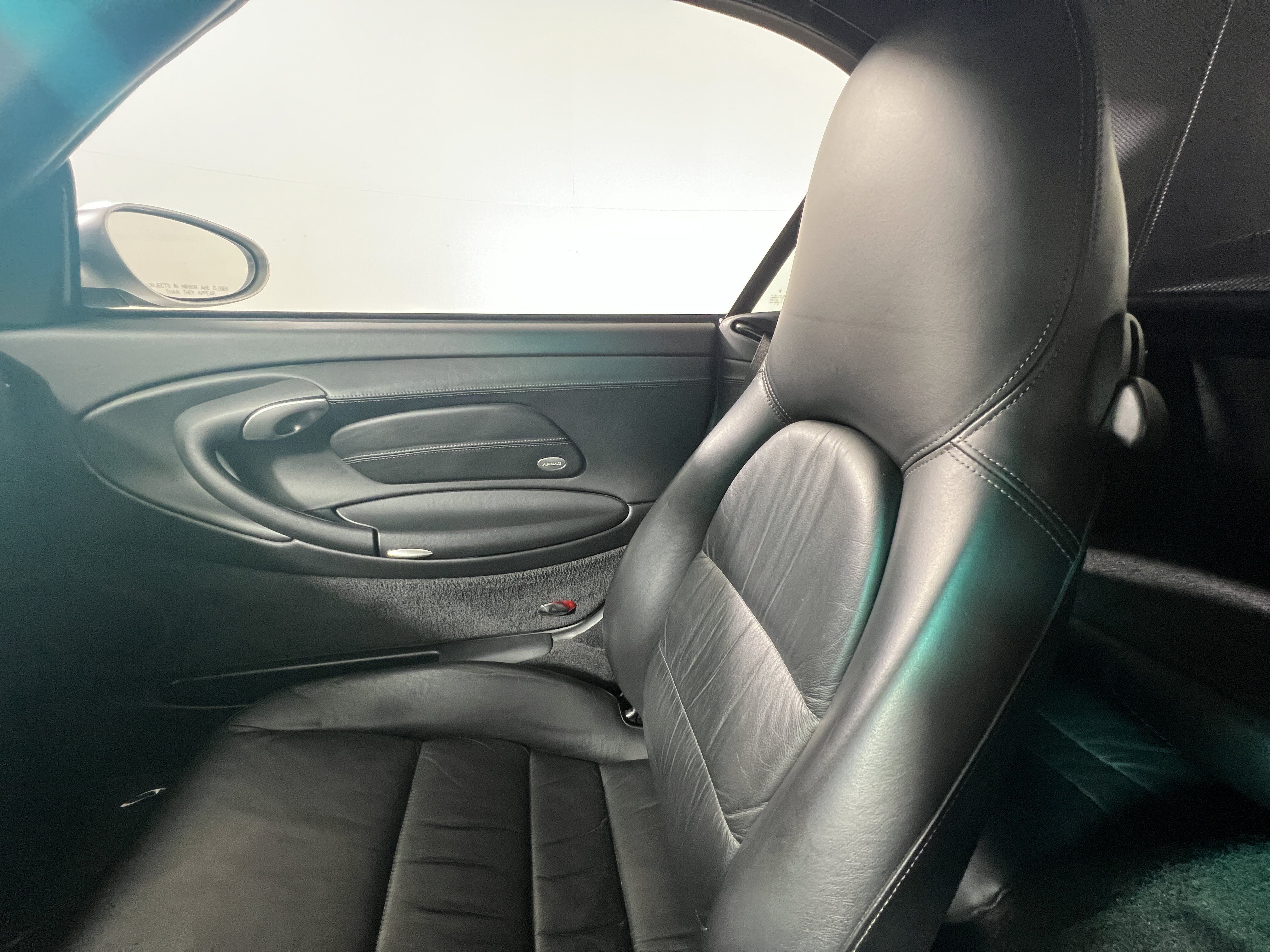Used 2001 Porsche 911 Cabriolet image 13