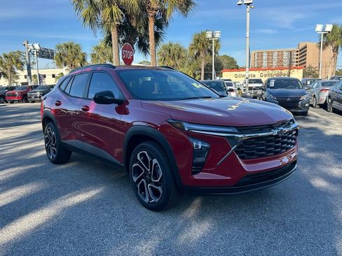 New 2026 Chevrolet Trax RS w/ Driver Confidence Package image 9