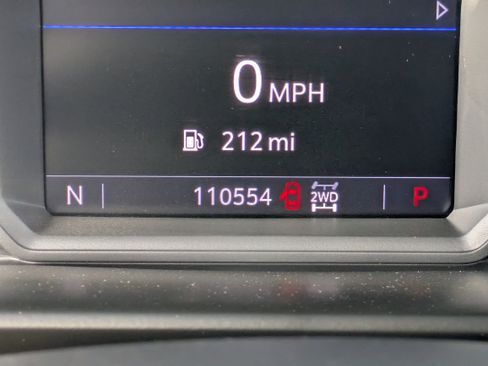 Used 2022 GMC Sierra 1500 SLE w/ X31 Off-Road Package image 28