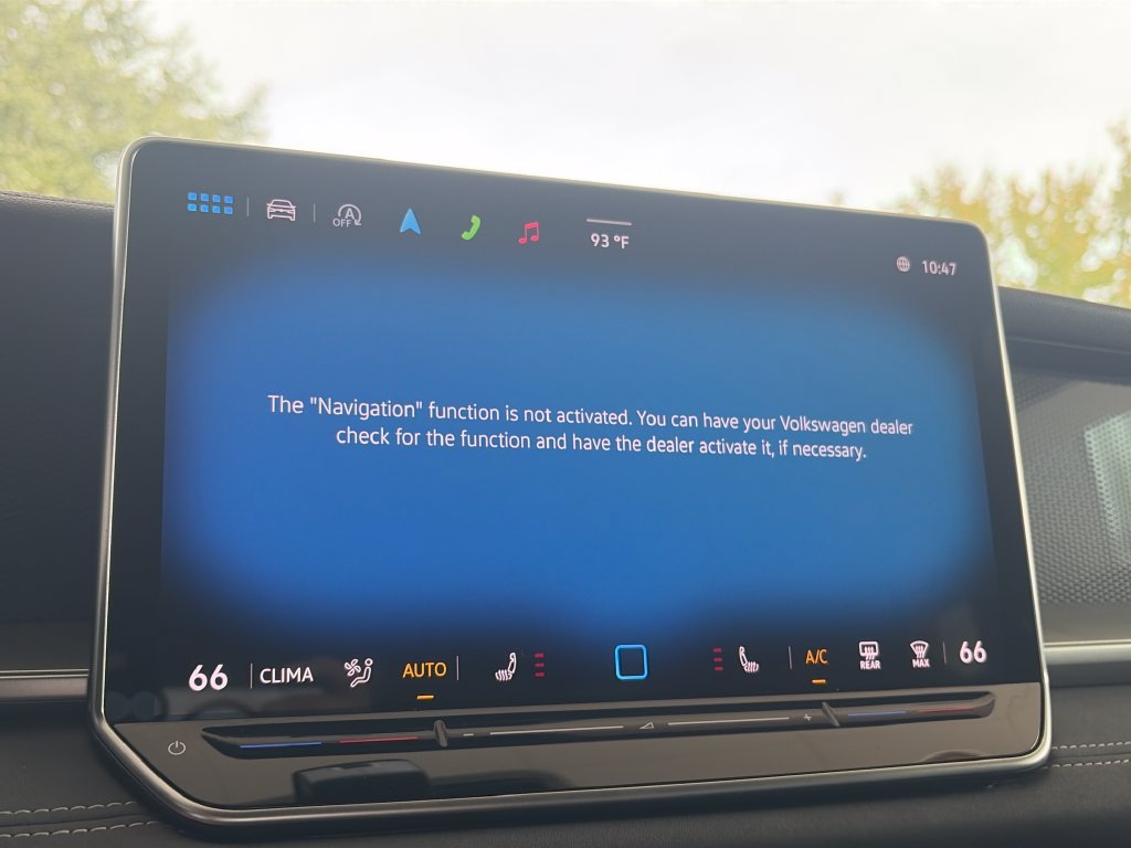 Certified 2025 Volkswagen Tiguan SE R-Line FWD image 20