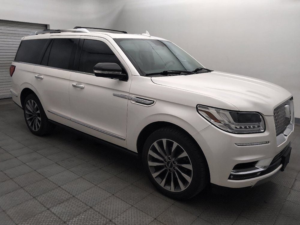 Used 2018 Lincoln Navigator Select w/ Cargo Package RWD image 11