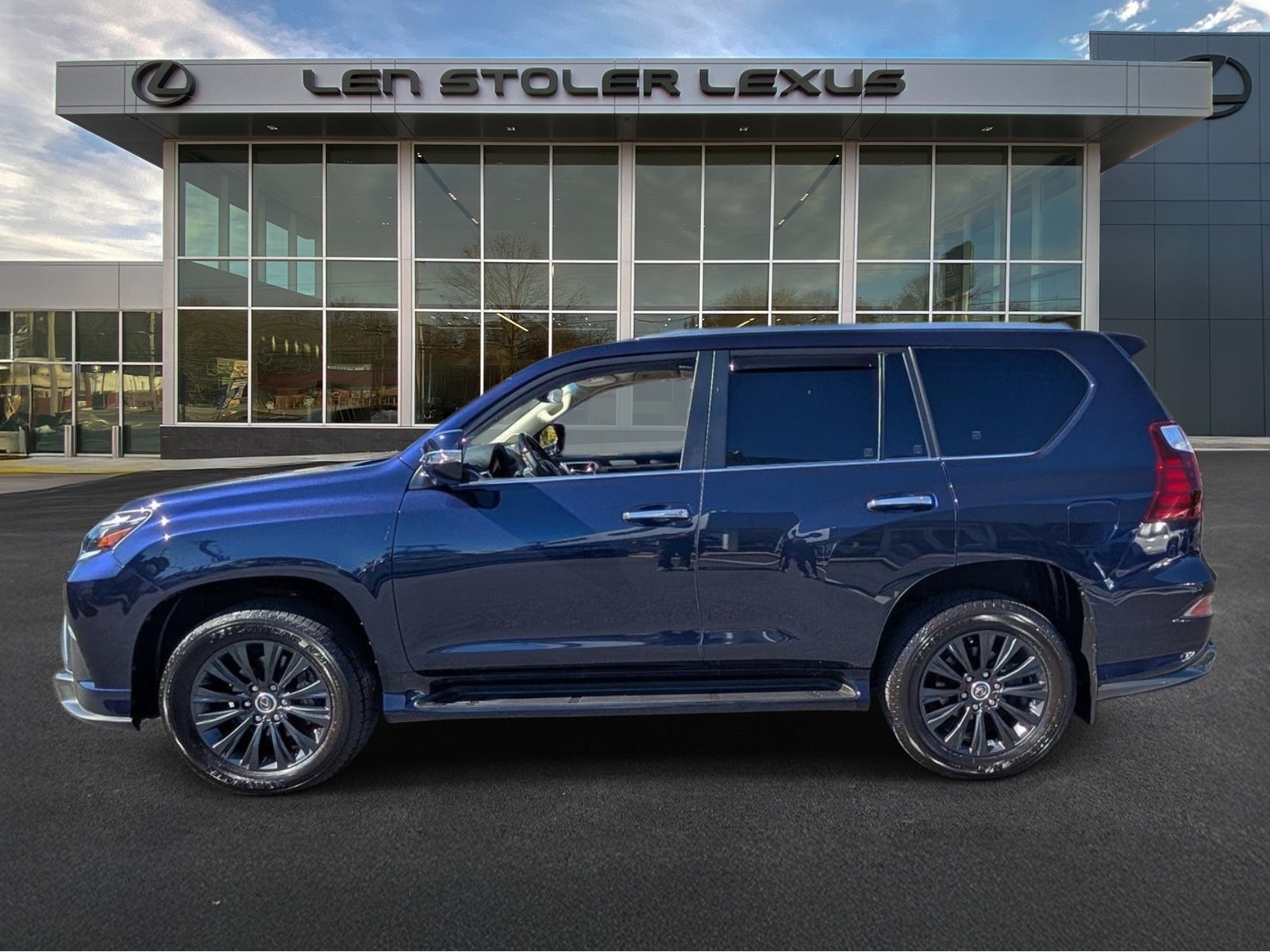 Certified 2022 Lexus GX 460 Premium w/ Accessory Package AWD/4WD image 6