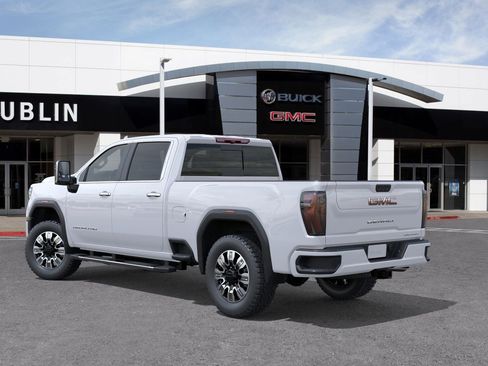 New 2026 GMC Sierra 2500 Denali w/ Denali Reserve Package AWD/4WD image 5