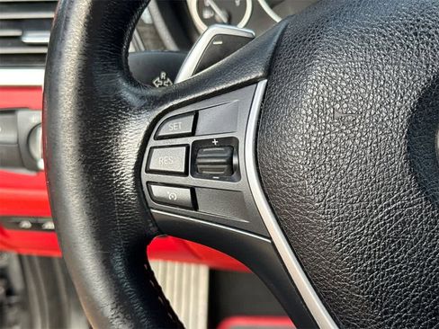 Used 2017 BMW 430i Convertible image 19