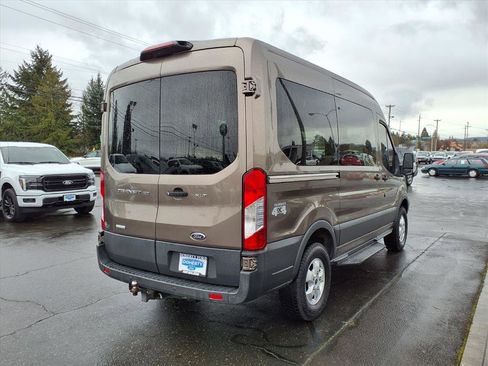Used 2018 Ford Transit 150 XLT image 4