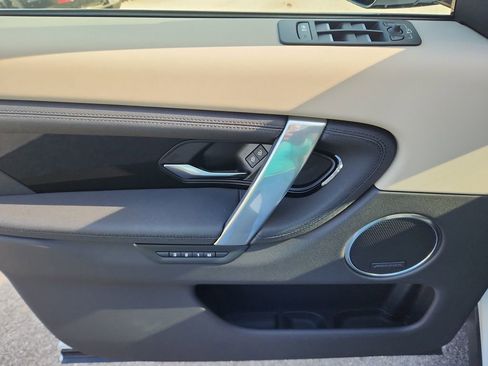 New 2025 Land Rover Discovery Sport S image 25