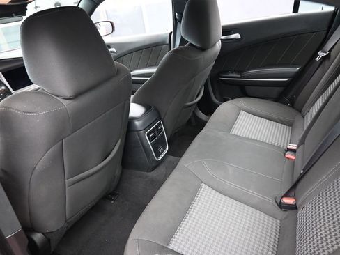 Used 2023 Dodge Charger SXT image 31