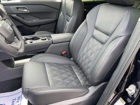 New 2026 Nissan Rogue Platinum AWD/4WD image 21