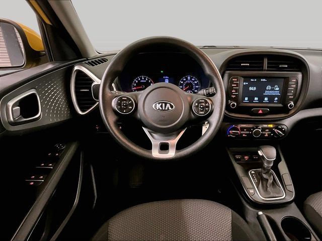 Used 2020 Kia Soul LX FWD image 6