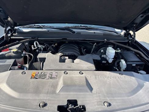 Used 2019 Chevrolet Tahoe LS AWD/4WD image 24