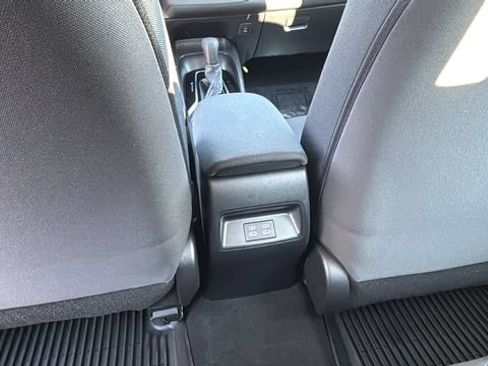 Used 2023 Toyota Corolla LE FWD image 20