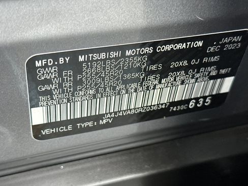 Used 2024 Mitsubishi Outlander SE image 31