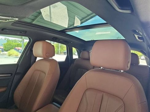Used 2022 Audi Q5 2.0T Premium Plus AWD/4WD image 24