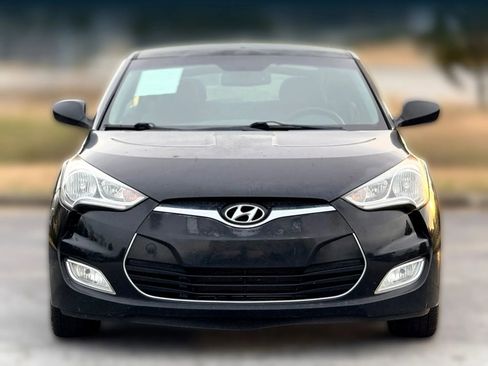 Used 2014 Hyundai Veloster w/ Style Package 02 image 5