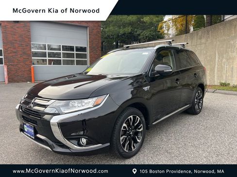 Used 2018 Mitsubishi Outlander 4WD Plug-In Hybrid image 1