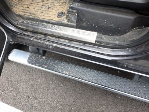 Used 2022 RAM 2500 Laramie w/ Night Edition image 7