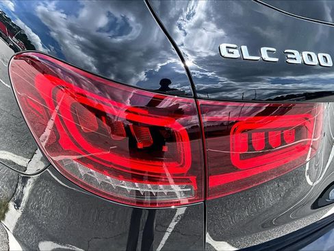 Certified 2022 Mercedes-Benz GLC 300 w/ Premium Package Lite image 29