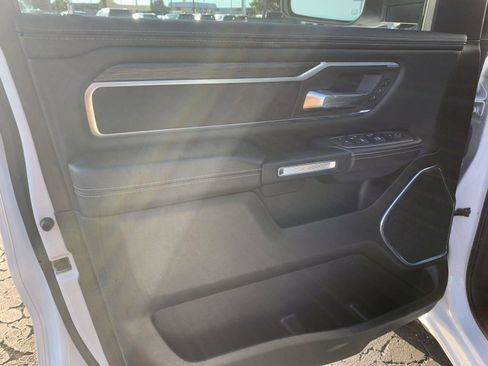 Used 2024 RAM 1500 Laramie image 14
