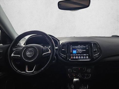 Used 2019 Jeep Compass Limited AWD/4WD image 14