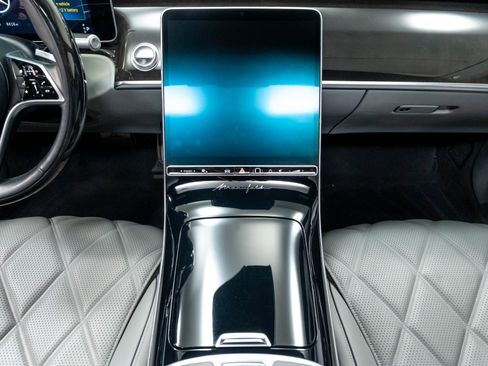 Used 2024 Mercedes-Benz Maybach S 680 4MATIC image 39