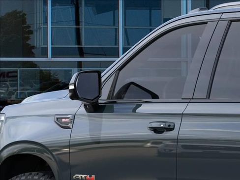 New 2026 GMC Yukon XL AT4 AWD/4WD image 12
