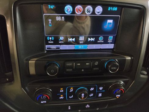 Used 2018 Chevrolet Silverado 1500 LT w/ Texas Edition image 25