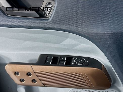 Certified 2024 Ford Maverick Lariat image 27