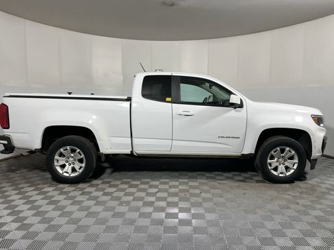 Used 2022 Chevrolet Colorado LT w/ Fleet Safety Package RWD image 9