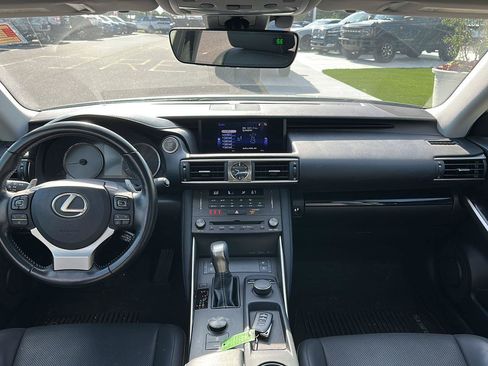 Used 2020 Lexus IS 300 AWD w/ Premium Package image 14