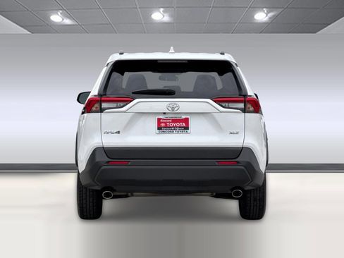 Used 2025 Toyota RAV4 XLE w/ Weather Package image 8