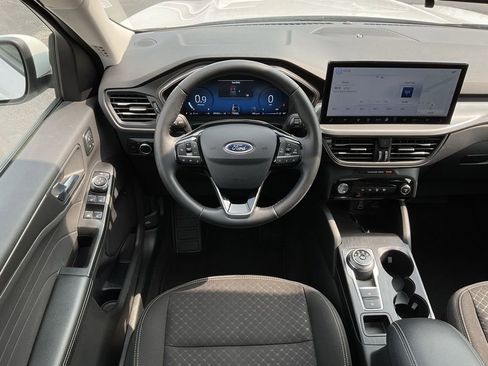 Used 2024 Ford Escape Active w/ Tech Pack #2 AWD/4WD image 13