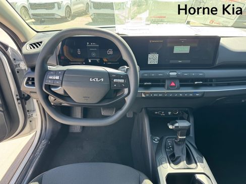 New 2026 Kia K4 LX image 12