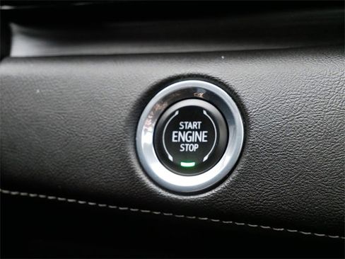 Used 2023 Cadillac Escalade ESV Premium Luxury image 22