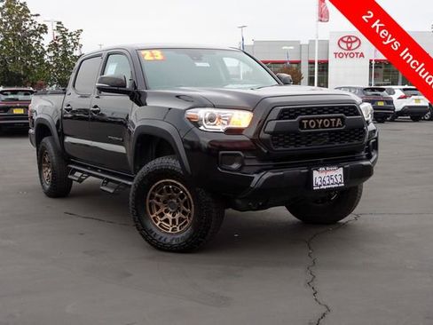 Certified 2023 Toyota Tacoma 4x4 Double Cab image 2