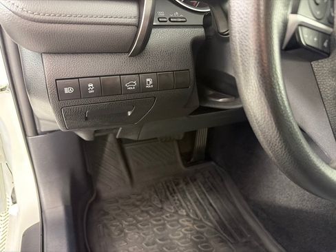 Used 2023 Toyota Camry LE AWD/4WD image 12