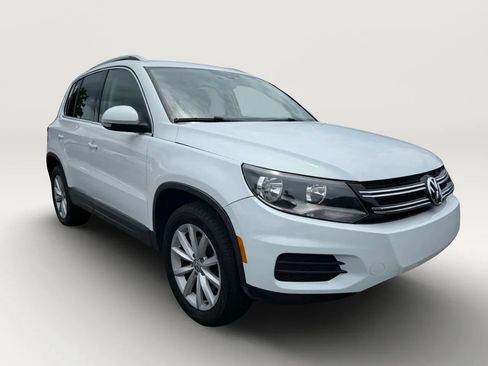 Used 2017 Volkswagen Tiguan Wolfsburg Edition FWD image 2
