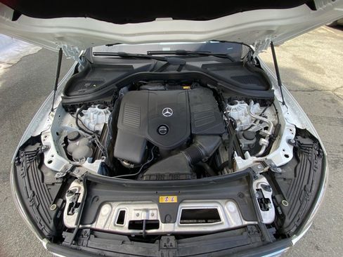 Used 2023 Mercedes-Benz GLC 300 4MATIC image 16
