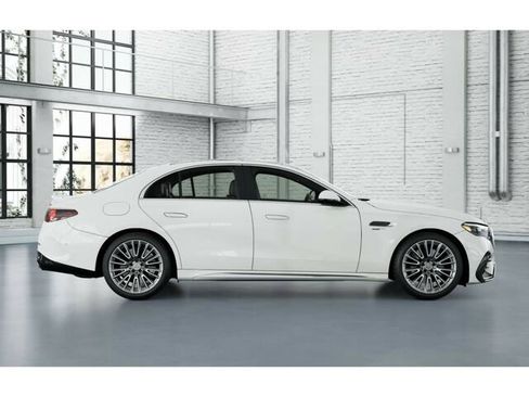 New 2026 Mercedes-Benz E 53 AMG e 4MATIC Sedan image 17