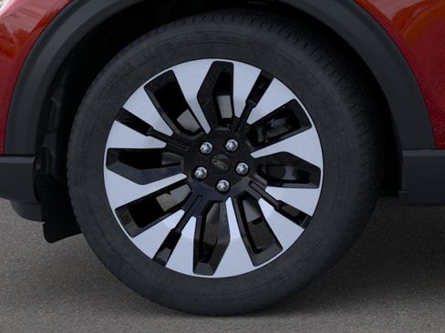 New 2026 Ford Explorer Platinum w/ LUX Leather Package AWD/4WD image 19