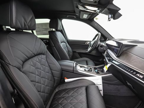 New 2026 BMW X5 xDrive40i w/ Climate Comfort Package image 31