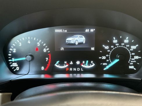 Used 2021 Ford Escape SE FWD image 10