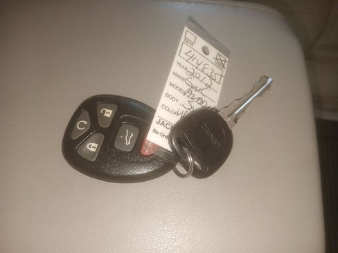 Used 2012 GMC Acadia SLT image 54