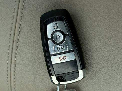 Used 2019 Ford Ranger Lariat w/ Equipment Group 501A Mid image 37