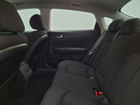 Used 2018 Kia Optima LX FWD image 18