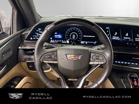 Certified 2023 Cadillac Escalade ESV Premium Luxury AWD/4WD image 13