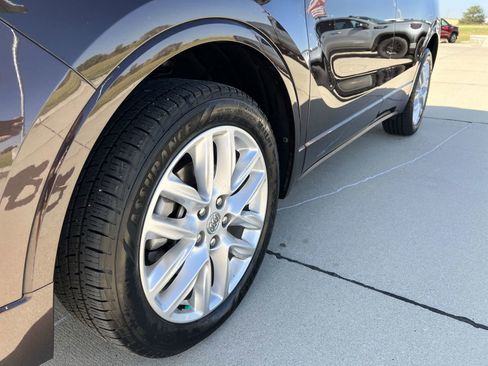 Used 2020 Buick Envision Premium image 34