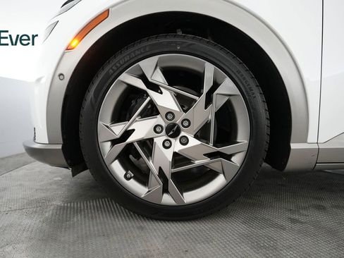 Used 2024 Genesis GV60 Performance AWD/4WD image 19
