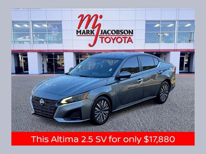 Used 2023 Nissan Altima 2.5 SV