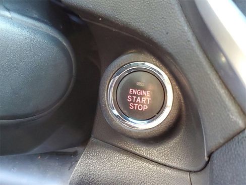 Used 2020 Subaru Ascent Premium w/ Convenience Package image 14